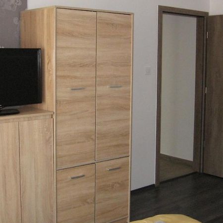 Appartamento Hz Apartman Miskolc Esterno foto