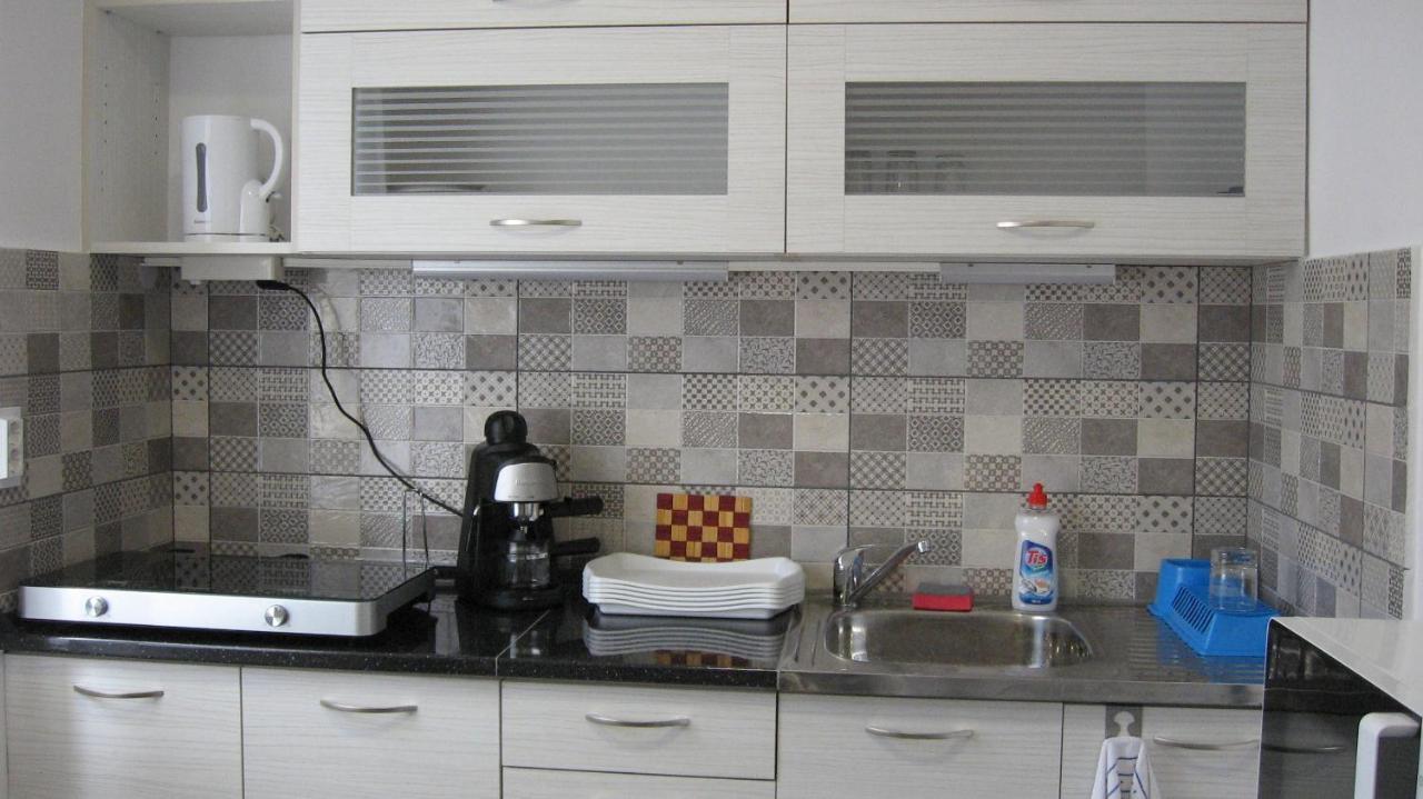 Appartamento Hz Apartman Miskolc Esterno foto