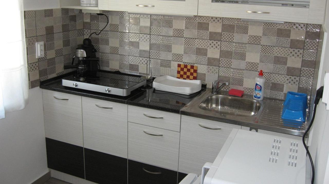 Appartamento Hz Apartman Miskolc Esterno foto